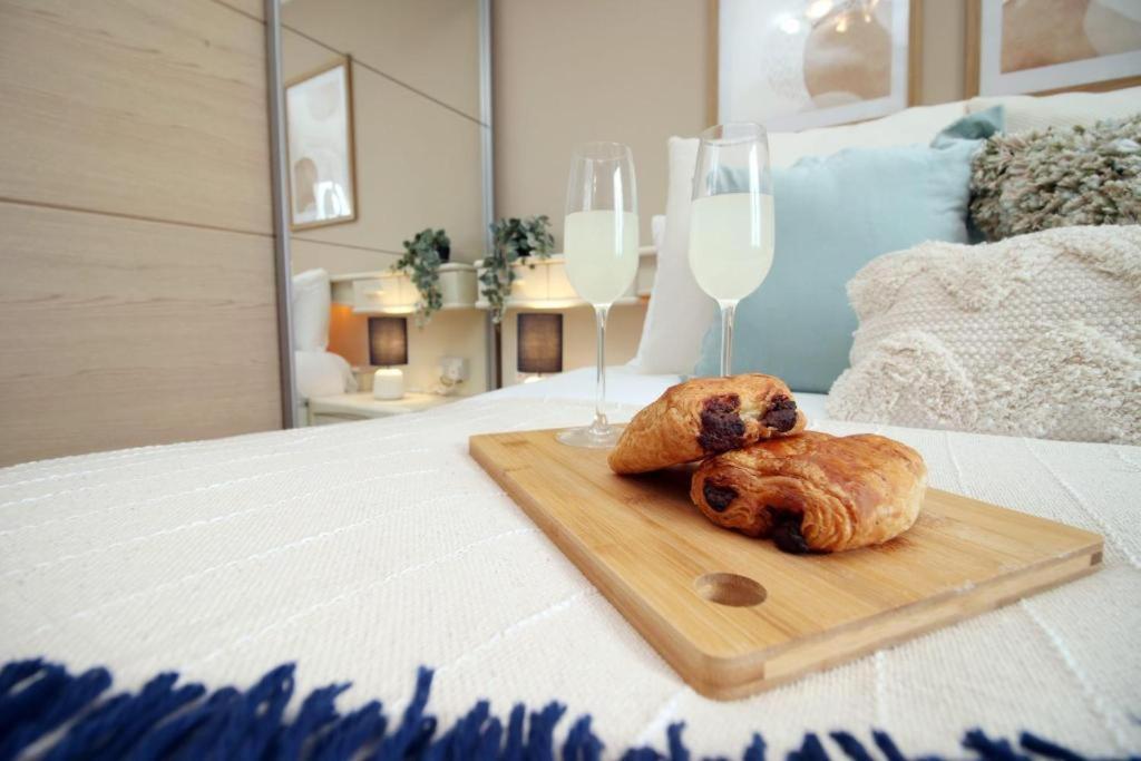 Observatory 2 Bedroom Apartment Overlooking Beach Суонси Экстерьер фото