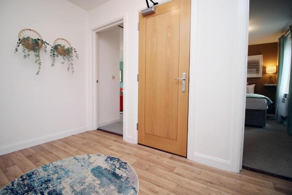 Observatory 2 Bedroom Apartment Overlooking Beach Суонси Экстерьер фото